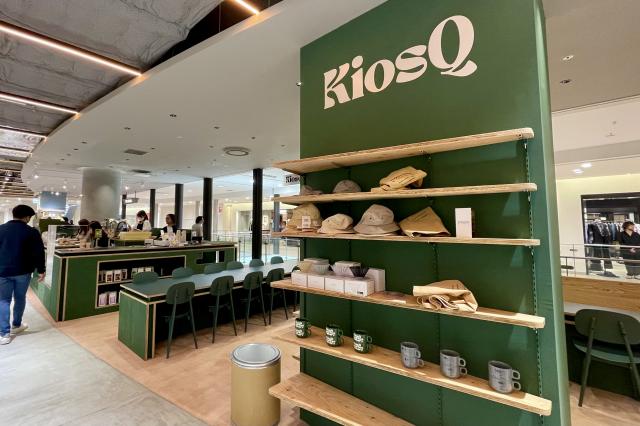 KiosQ coffee rotary　店内