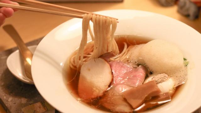 札幌場外市場_とくいちのラーメン