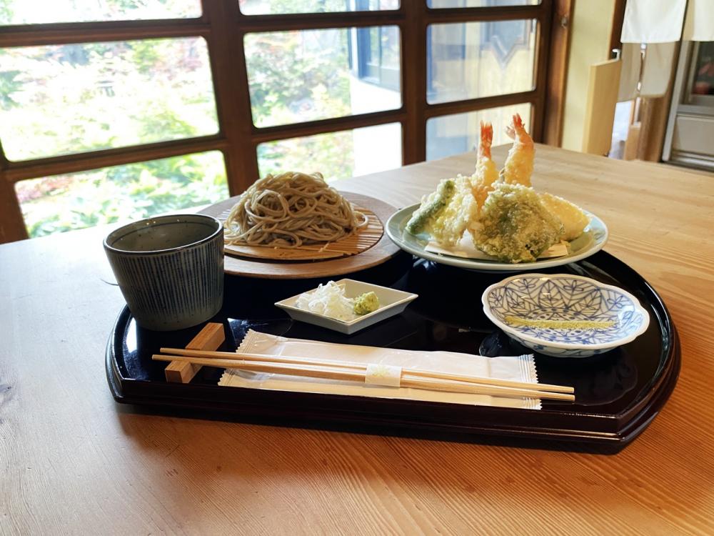 おかだ紅雪庭　蕎麦