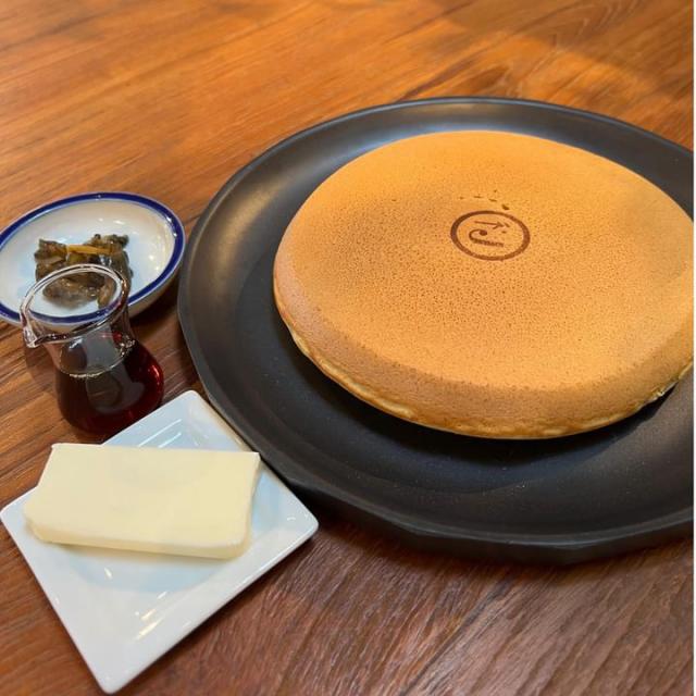 その他メニュー：あんバター 1,400円(税込) ホットケーキの卵サンド 1,400円 (税込)