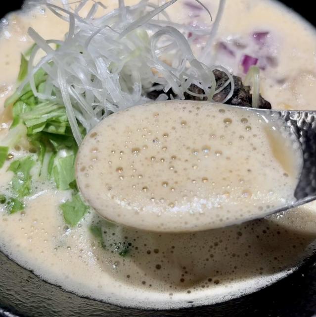 鶏白湯ラーメン