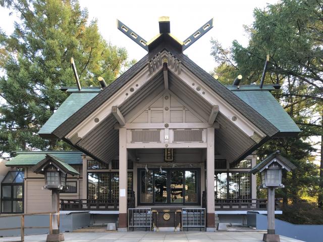 白石神社 社殿